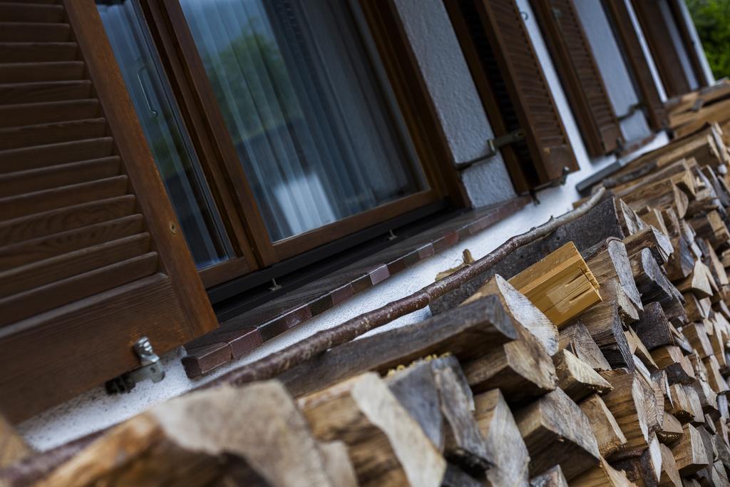 Eckis Appartements Schruns Exterior photo
