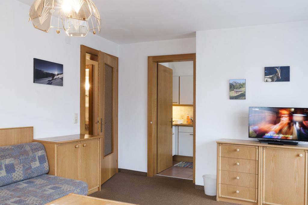 Eckis Appartements Schruns Exterior photo