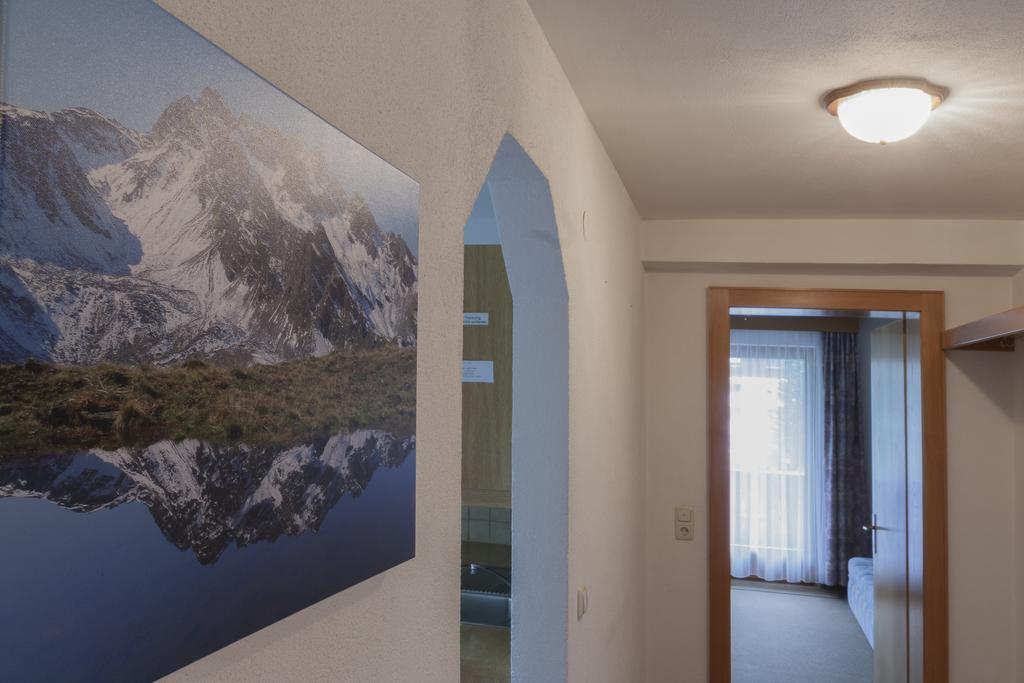 Eckis Appartements Schruns Exterior photo